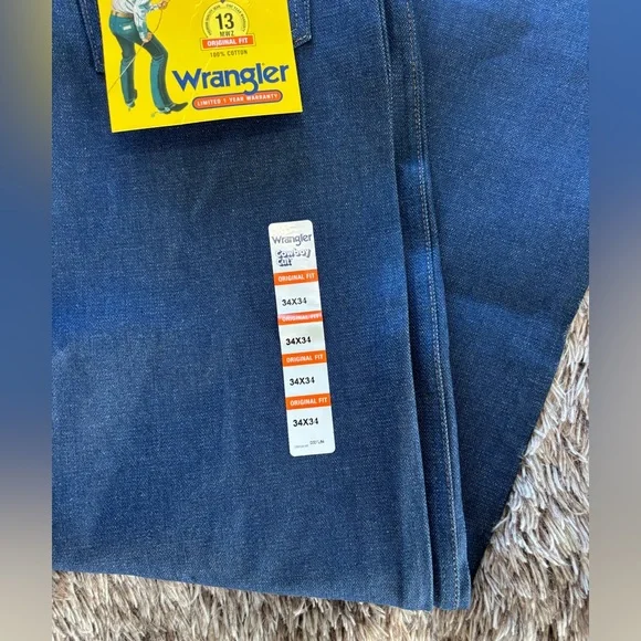 Wrangler Men's Dark Blue Bootcut Jeans “cowboy cut” - Picture 3 of 6